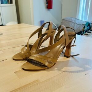 Bernardo Tan Nude Leather Strappy Heeled Sandals Size 8M - Made in Brazil
